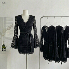 批发纯欲性感V领蕾丝拼接喇叭袖内搭包臀裙气质修身显瘦秋<b class='q'>冬</b>连衣裙女