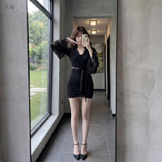 批发纯欲性感V领蕾丝拼接喇叭袖内搭包臀裙气质修身显瘦秋<b class='q'>冬</b>连衣裙女