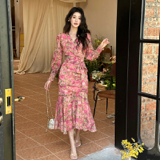 批发<b class='q'>外贸</b> 实拍2026气质真丝雪纺碎花裙鱼尾开叉收腰显瘦时尚<b class='q'>连衣裙</b>