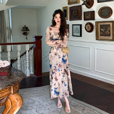 批发<b class='q'>外贸</b> 辣妹复古蝴蝶印花<b class='q'>连衣裙</b>抽褶收腰性感修身包臀长裙