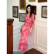 批发<b class='q'>外贸</b> 法式v领收腰名媛气质两件套碎花裙网纱<b class='q'>连衣裙</b>