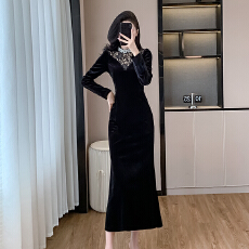 批发外贸  2026秋冬季新款显瘦轻奢长款<b class='q'>修身</b>时尚优雅连衣裙