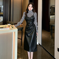 批发外贸 实拍韩版高领<b class='q'>修身</b>打底衫棋盘格T恤女+显瘦PU皮吊带皮裙套装