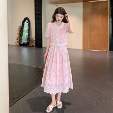 批发外贸 刺绣减龄<b class='q'>时尚</b>套装小香风蕾丝波点裙子两件套<b class='q'>裙装</b>