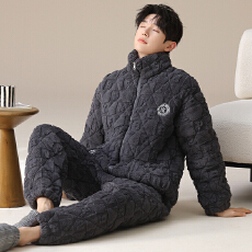 批发<b class='q'>男</b>士三层夹棉睡衣加绒加厚大码宽松可外穿家居服珊瑚绒450克套装