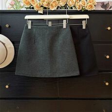 批发实价复古时尚纯色高腰A字毛呢半身裙女小个子高级感气质<b class='q'>百搭</b>短裙