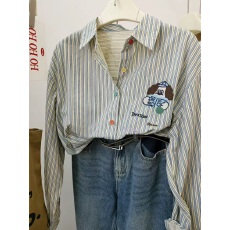 批发实价卡通刺绣条纹长袖衬衫女设计感小众2026春秋新款衬衣宽松上衣