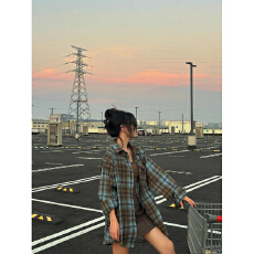 批发实价美式复古四季百搭休闲长袖衬衫设计感小众拼色格子衬衣薄外套