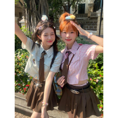 批发实价夏季小清新学院风竖条纹短款衬衣新款甜辣风修身Polo领上衣