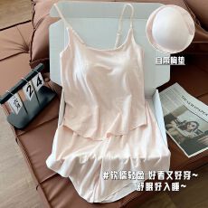 馨依 夏季新款带胸垫睡衣女士仿棉蝴蝶压花吊带家居服甜美套装