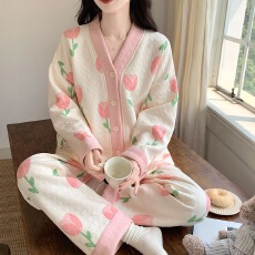 批发【夜眠】空气棉夹层睡衣女冬季长袖长裤可爱甜美开衫家居服<b class='q'>套装</b>