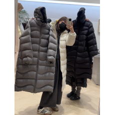 批发2025秋冬季新品长款排骨波浪格高品质保暖<b class='q'>羽绒服</b>