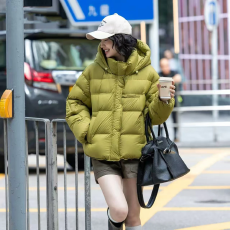 批发连帽<b class='q'>羽绒服</b>外套