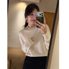 批发山<b class='q'>羊绒</b>圆领短款针织毛衣