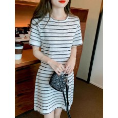 批发小香风夏季新款圆领针织<b class='q'>连衣裙</b>冰丝镂空T恤裙中长款法式复古茶歇