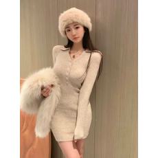 批发小个子针织长袖连衣裙子女秋<b class='q'>冬</b>季2026新款法式气质纯欲辣妹包臀裙