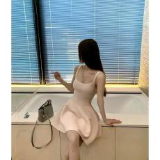 批发白月光初恋<b class='q'>甜美</b>U领无袖吊带裙夏季多巴胺少女风约会聚会蓬蓬A字裙