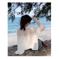 批发韩系v领冰丝<b class='q'>针织</b>防晒开衫女夏季薄款外搭披肩空调衫薄纱外套<b class='q'>罩衫</b>
