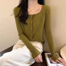 批发方领针织开衫上衣女春秋2026<b class='q'>新款</b>洋气长袖内搭薄款外穿毛衣打底衫
