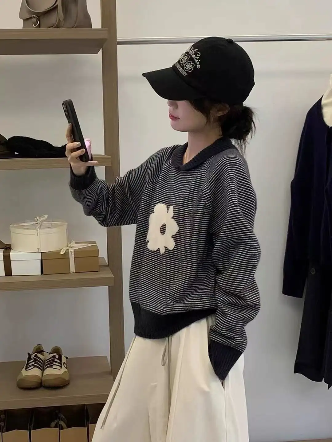 한국인기 배색 버튼 스트라이프 가디건 상세 이미지 4