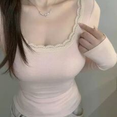 批发已出货 纯欲风甜美蕾丝花边长袖打底衫女秋<b class='q'>冬</b>德绒上衣