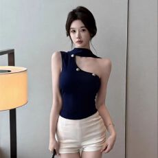 批发已出货 秋季新款辣妹风露肩系带挂脖背心修身显瘦女固定带胸垫百