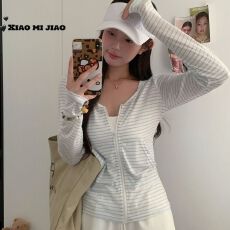 批发运动风纹拉链连帽长袖上衣女夏季新款薄款修身<b class='q'>开衫</b>外套