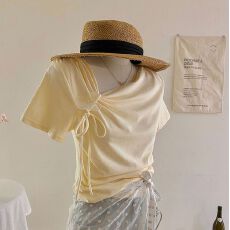 批发天猫抖音质量设计感不规则抽褶套头刺绣蝴蝶结短款显瘦短袖<b class='q'>打底衫</b>