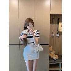 批发港味风格条纹气质一字肩短袖连衣裙女夏新款包臀<b class='q'>裙子</b>