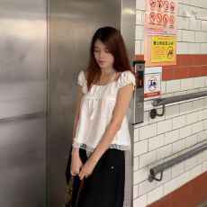 批发白色<b class='q'>波点</b>蕾丝方领短袖<b class='q'>衬衫</b>女2026夏季新款修身小个子通勤短款上
