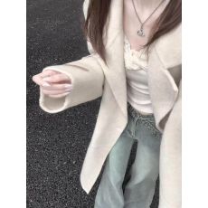 批发蕾丝白色内搭打底衫设计感镂空针织T恤女显瘦<b class='q'>气质</b>上衣 秋款上新