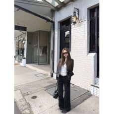 批发哑光PU皮 内里 精致花朵扣翻领短款黑色皮衣小个子女生外套 优雅