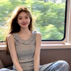 批发法式辣妹独特甜美灰色花边领无袖背心女2026<b class='q'>夏季</b>休闲简约好看上