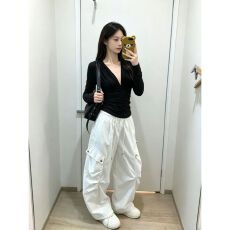批发秋<b class='q'>冬</b>设计感性感修身短款长袖 初秋上新 辣妹风 ins风 上身巨好看