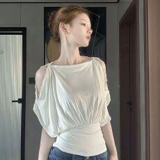 批发韩系<b class='q'>甜美</b>穿搭斜领露肩短袖T恤夏季女装2026新款修身显瘦百搭上衣