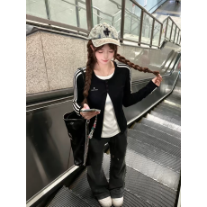 批发40支精棉210克 美式复古撞色假两件长袖 当季热卖 复古风 <b class='q'>甜美</b>风