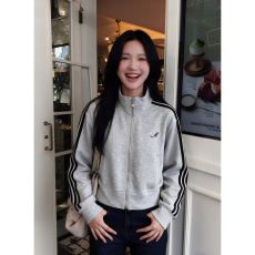 早秋小个子运动上衣新款条纹长袖 秋季新品 洋气 减龄 百搭 显瘦