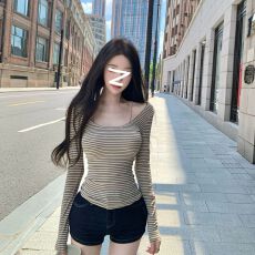 批发莱赛尔天丝条纹U领<b class='q'>长袖</b>T恤女早秋新款修身显瘦辣妹掐腰<b class='q'>打底衫</b>上
