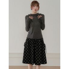 批发波点木耳边<b class='q'>长袖</b>T恤女秋季新品修身设计感<b class='q'>打底衫</b>上衣 早秋新款