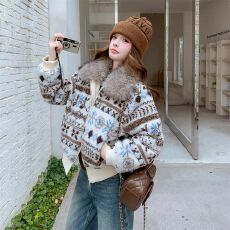 批发费尔岛<b class='q'>碎花</b>毛绒羊羔毛加厚服外套女冬今年新款设计流行保暖棉服