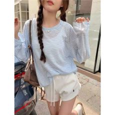 批发已出货 甜妹风蓝白<b class='q'>条纹</b><b class='q'>长袖</b><b class='q'>T</b><b class='q'>恤</b>女夏宽松显瘦温柔风防晒上衣