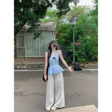 批发已出货 蓝色v领挂脖<b class='q'>吊带</b><b class='q'>背心</b>女设计感小众花苞波点<b class='q'>无袖</b>上衣