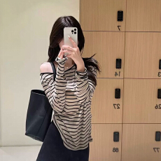 批发辣妹<b class='q'>条纹</b>斜肩防晒<b class='q'>长袖</b><b class='q'>T</b><b class='q'>恤</b>罩衫女夏季独特巨好看外搭漂亮薄款上