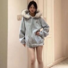 批发秋冬日系甜美风大毛领连帽开衫外套新款上百搭时尚显瘦