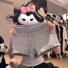 批发休闲美式辣妹运动短裤子女2026夏季高腰<b class='q'>修身</b>包臀显瘦中腰热裤子