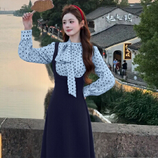 批发法式圆领甜美减龄蝴蝶结飘带气质拼接假两件连衣裙显瘦