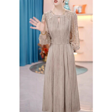 批发气质高档长袖<b class='q'>连衣裙</b>2026年新款洋气显瘦<b class='q'>妈妈</b>高级感礼服裙子