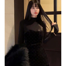 批发秋冬新年战袍茶系穿搭法式名媛小香风假两件连衣裙