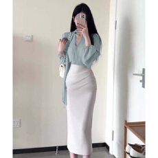 批发【两件套】女2026春<b class='q'>秋</b>装新款V领飘带衬衣+高腰半身裙