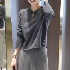 批发<b class='q'>大码</b>韩系慵懒灰色圆领针织衫<b class='q'>女装</b>春季内搭mm打底显瘦独特漂亮上衣